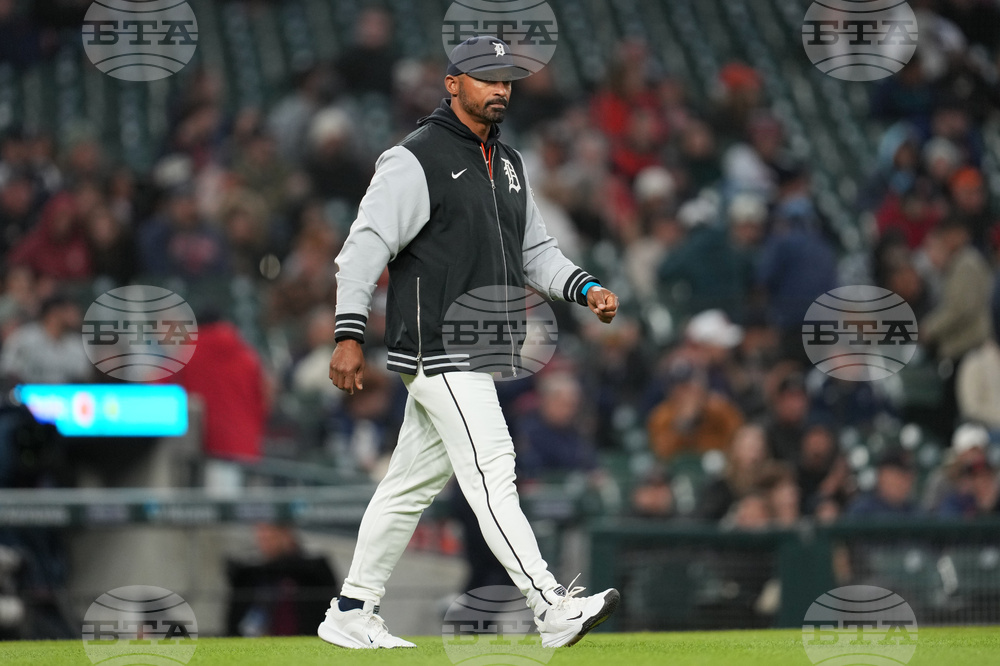Red Sox Tigers Baseball
