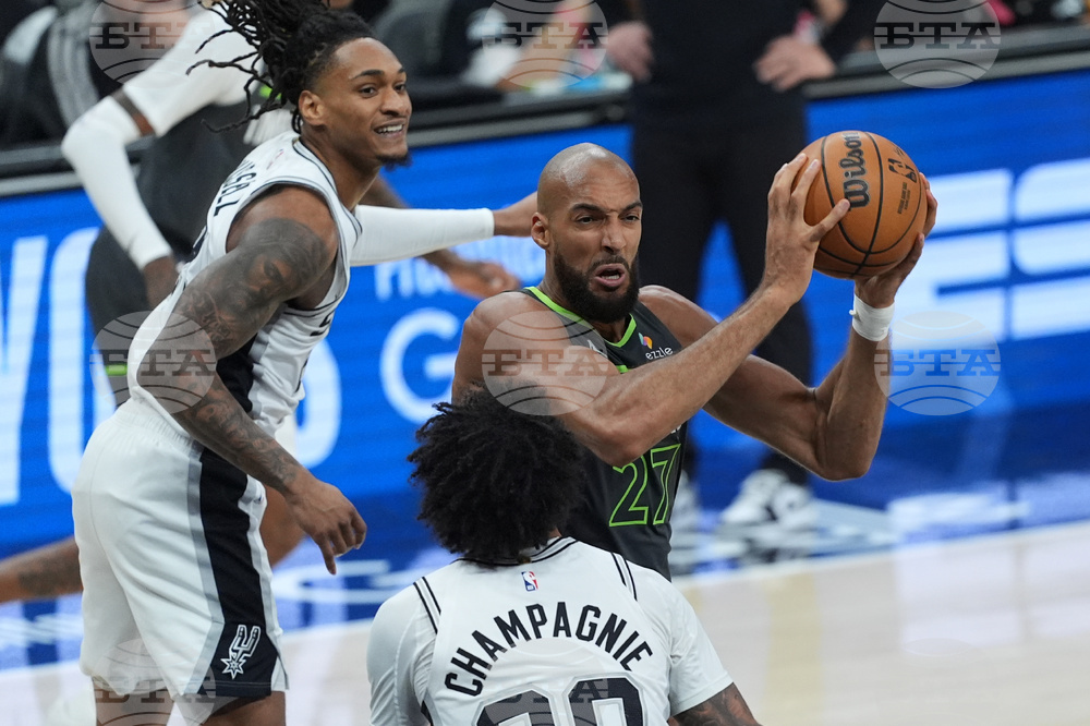 Timberwolves Spurs Basketball