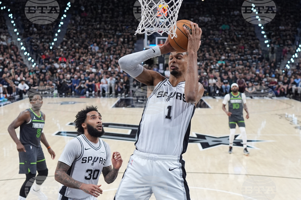Timberwolves Spurs Basketball