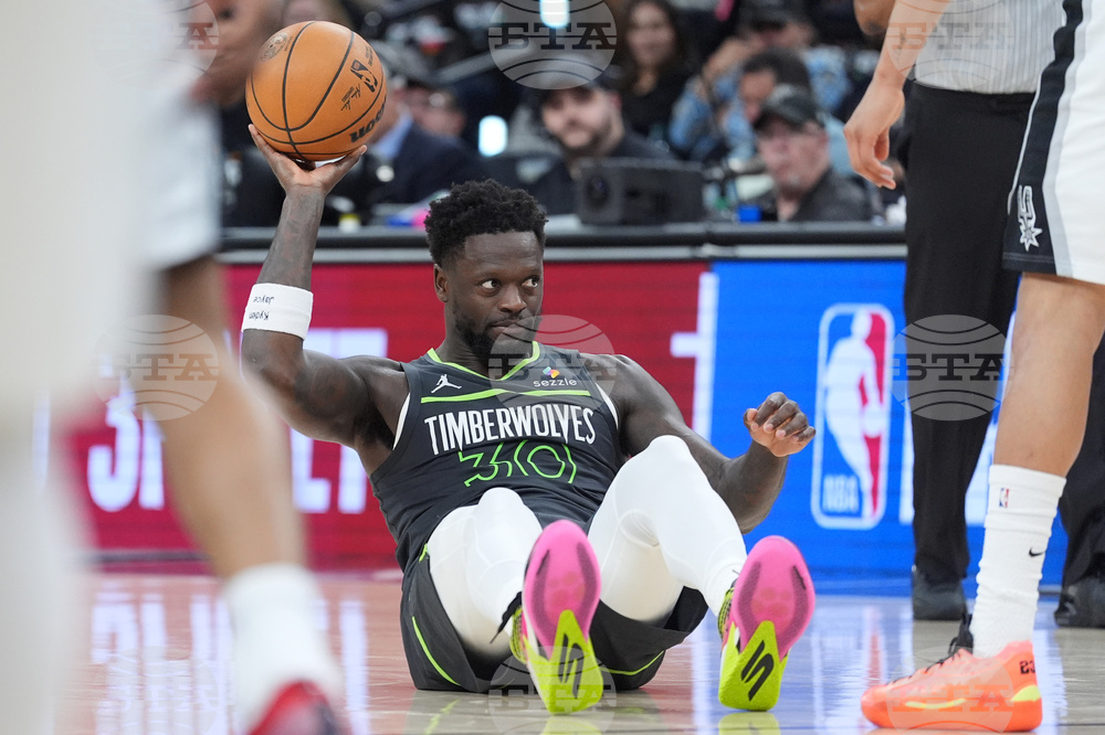 Timberwolves Spurs Basketball