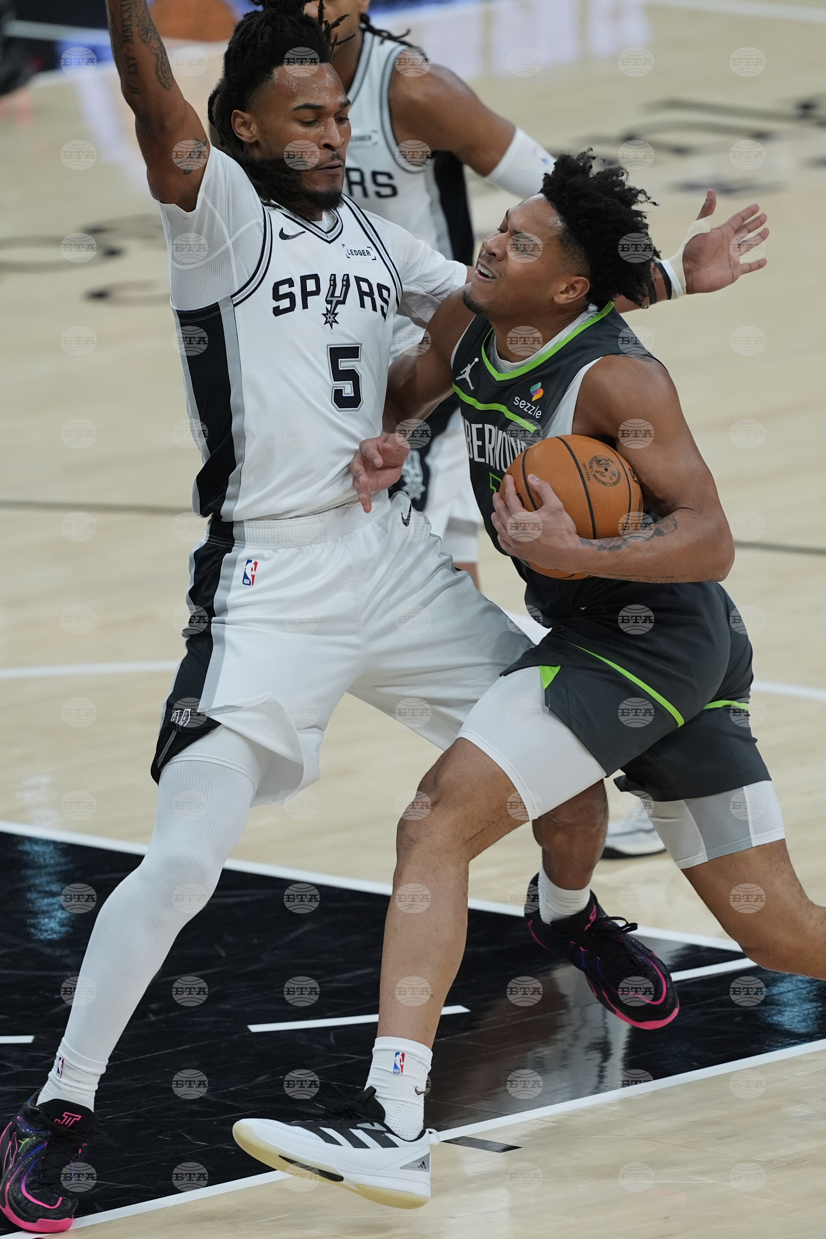 Timberwolves Spurs Basketball