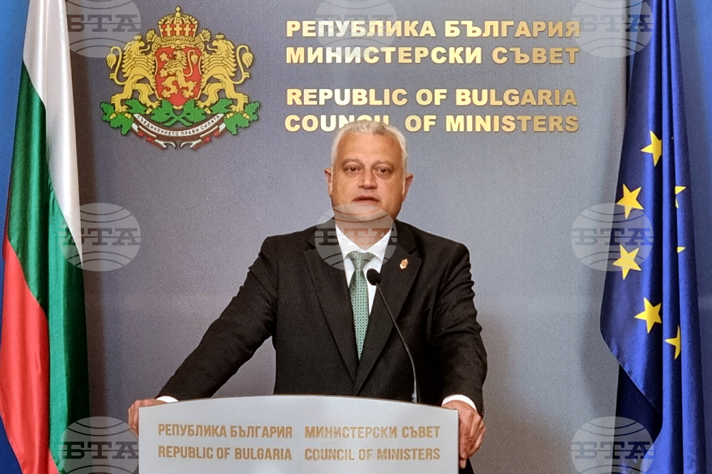 Министерски съвет - Емил Дечев - брифинг