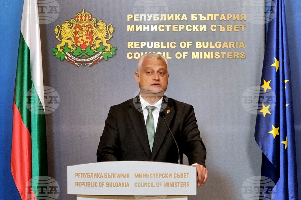 Министерски съвет - Емил Дечев - брифинг