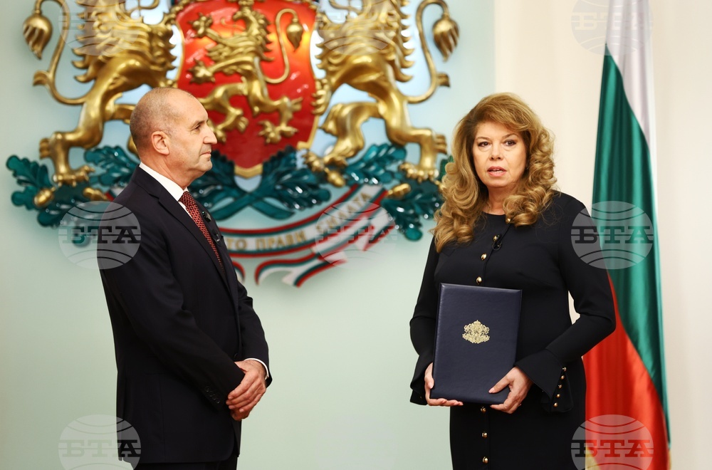 President Iotova Hands First Government-Forming Mandate to Progressive Bulgaria's PM Nominee Rumen Radev