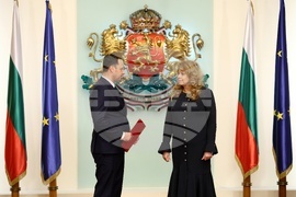Илияна Йотова - „Прогресивна България“ - мандат за съставяне на правителство - връчване