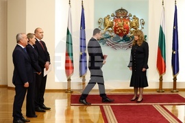 Илияна Йотова - „Прогресивна България“ - мандат за съставяне на правителство - връчване