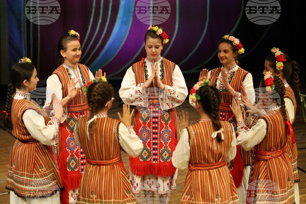 Благоевград - Пирински танцов ансамбъл „Вихрен“ - годишен концерт