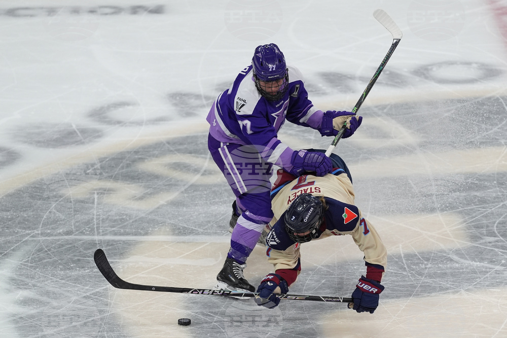 PWHL Frost Victoire Hockey