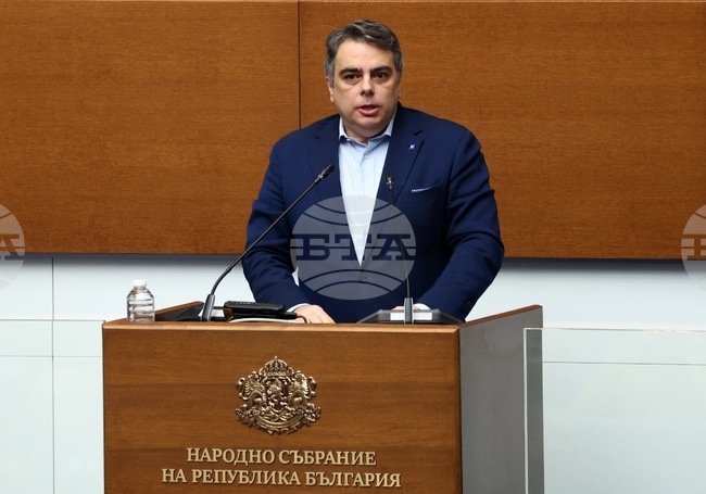 Демонтажът, поне в първата му част, за момента се отлага, надяваме се – не задълго, каза Асен Василев от „Продължаваме промяната“