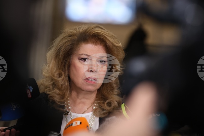 President Iotova Urges Government to Release Inflation Figures