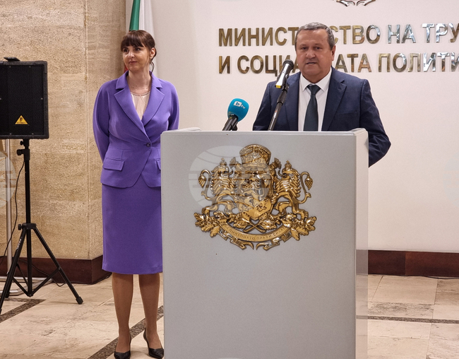 Nataliya Efremova Assumes Office as Labour Minister