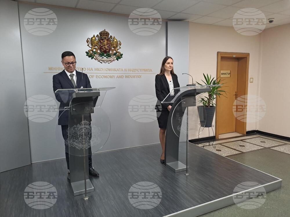 Борбата с инфлацията при храните е сред основните приоритети за вицепремиерa и икономически министър Александър Пулев