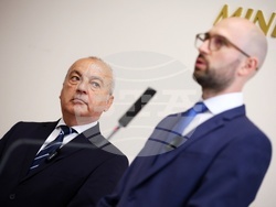 Министерство на финансите - церемония по предаване и приемане на властта