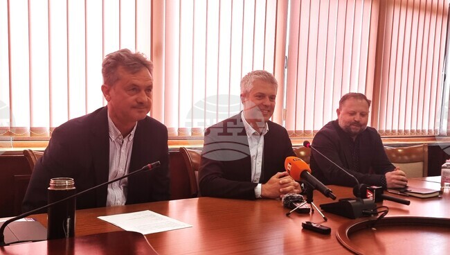 Кметът на Варна Благомир Коцев призова главния архитект да подаде оставка