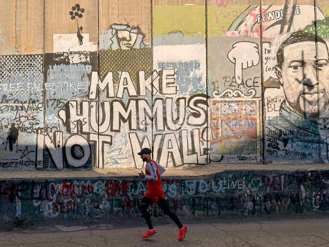 Mideast Palestinians West Bank Marathon