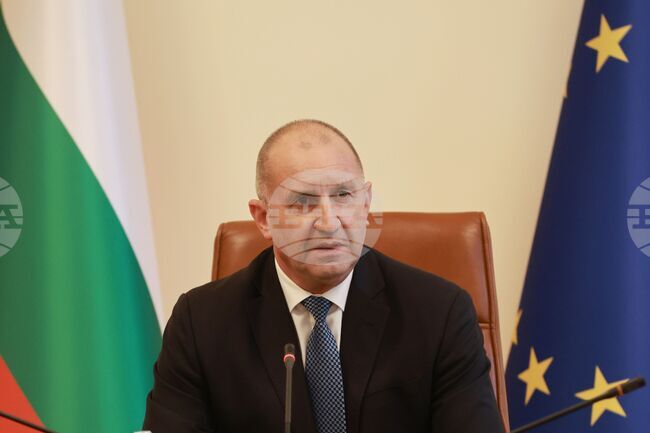 Премиерът Румен Радев разпредели ресорите на вицепремиерите