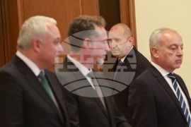 Министерски съвет - първо заседание