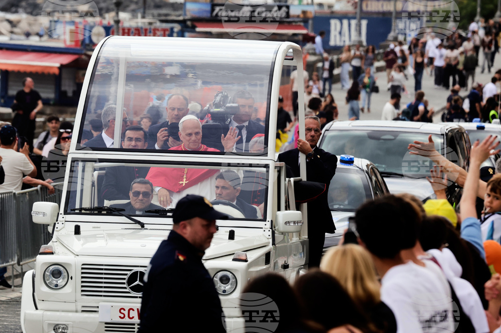 Italy Pope Naples