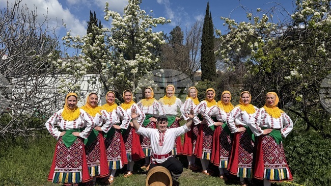 Veselie Folk Group from Valencia to Present Shoppe Suite in Munich