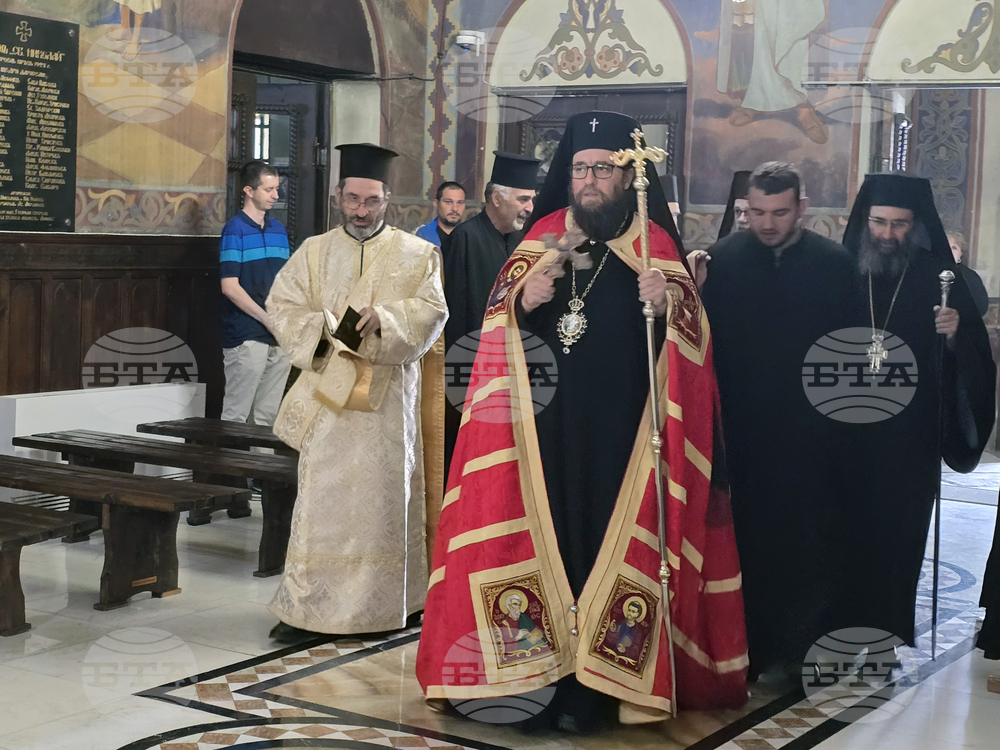 Видин - храм „Св. Николай Чудотворец“ - митрополит Пахомий - вечерня