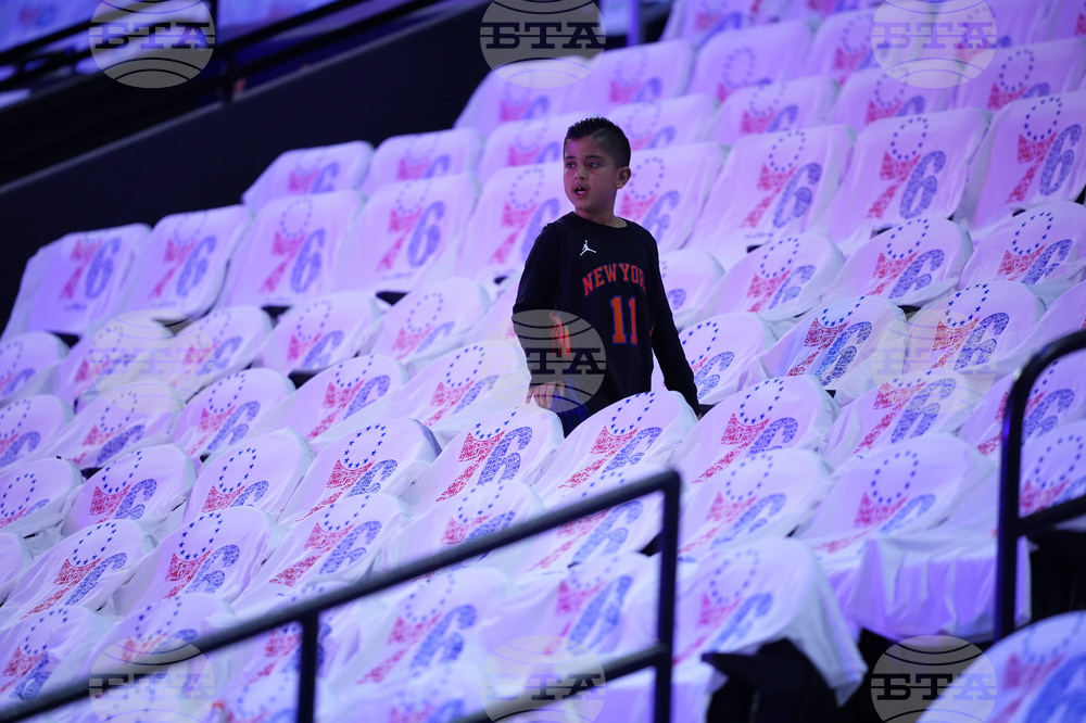 Knicks 76ers Basketball