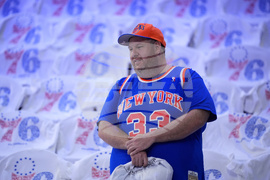 Knicks 76ers Basketball