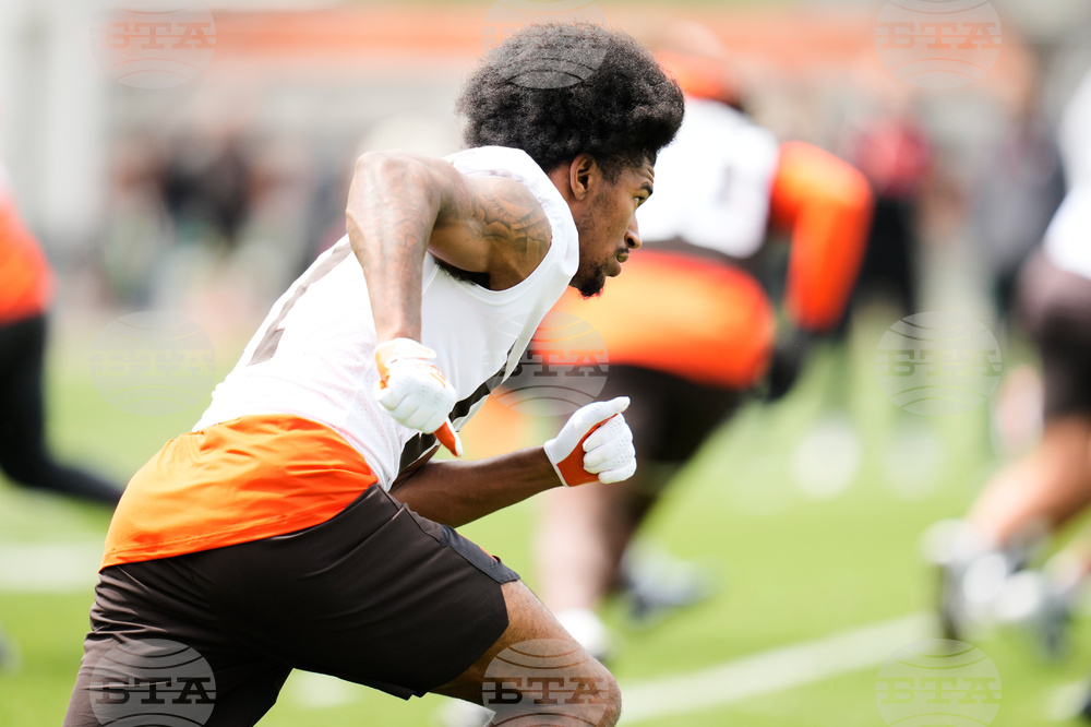 Browns Rookies Football
