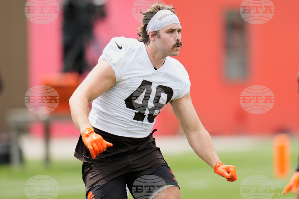 Browns Rookies Football