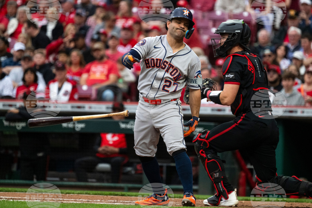 Reds Astros Baseball