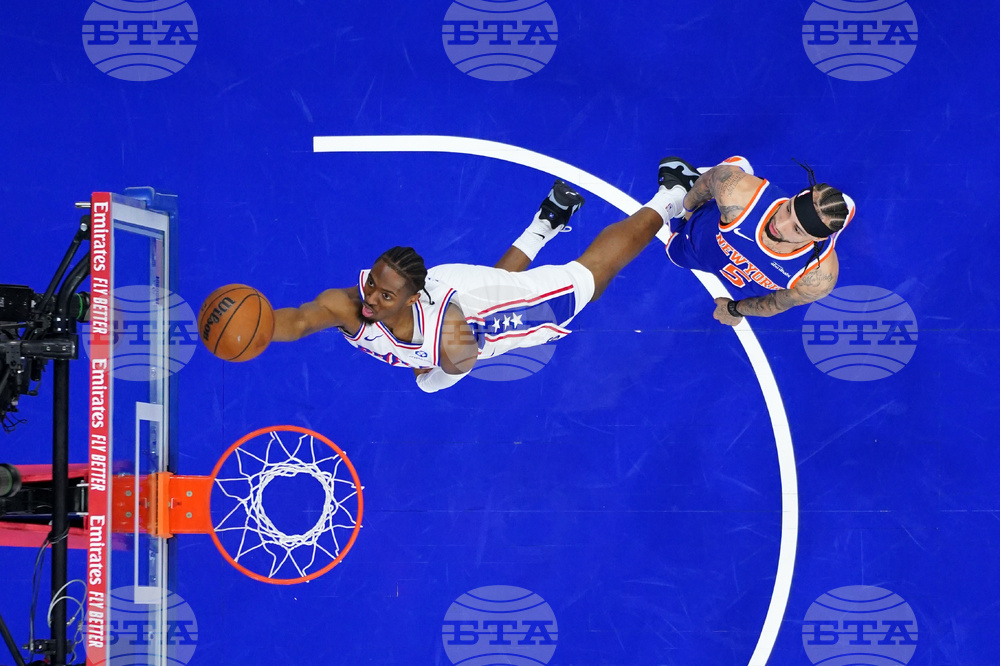 Knicks 76ers Basketball