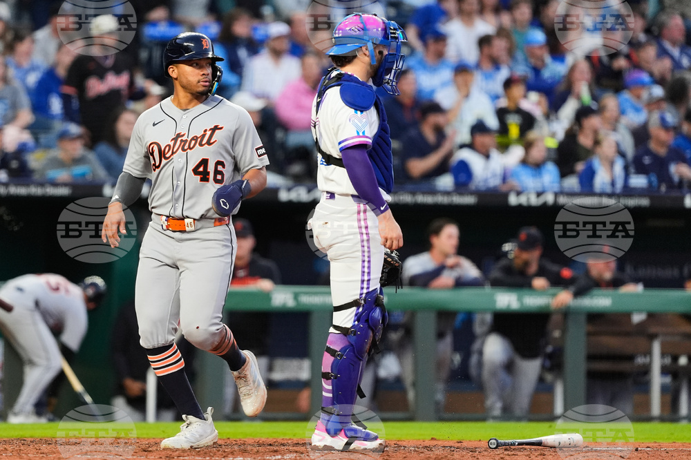 Tigers Royals Baseball