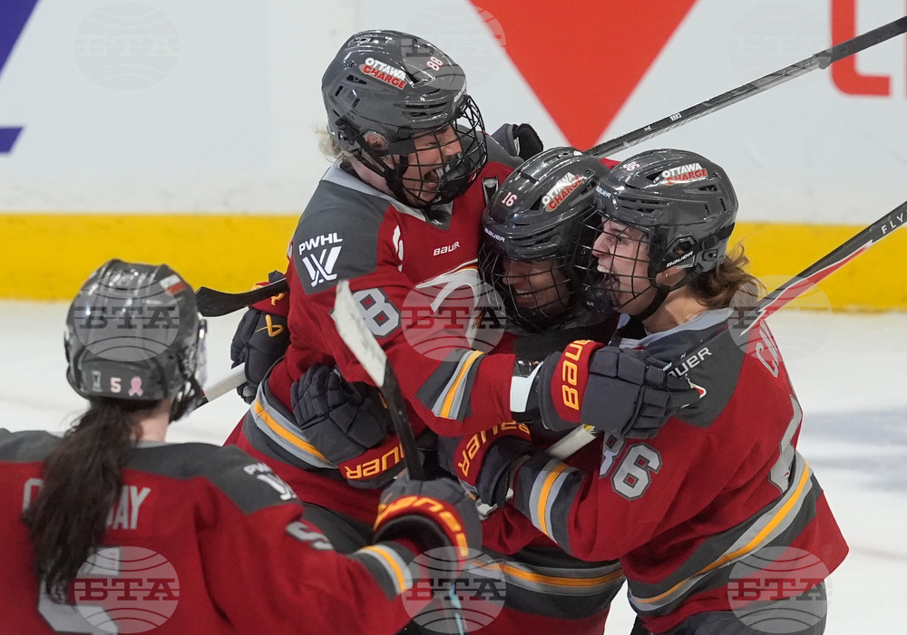 PWHL Fleet Charge Hockey