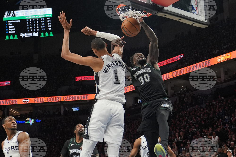 Spurs Timberwolves Basketball