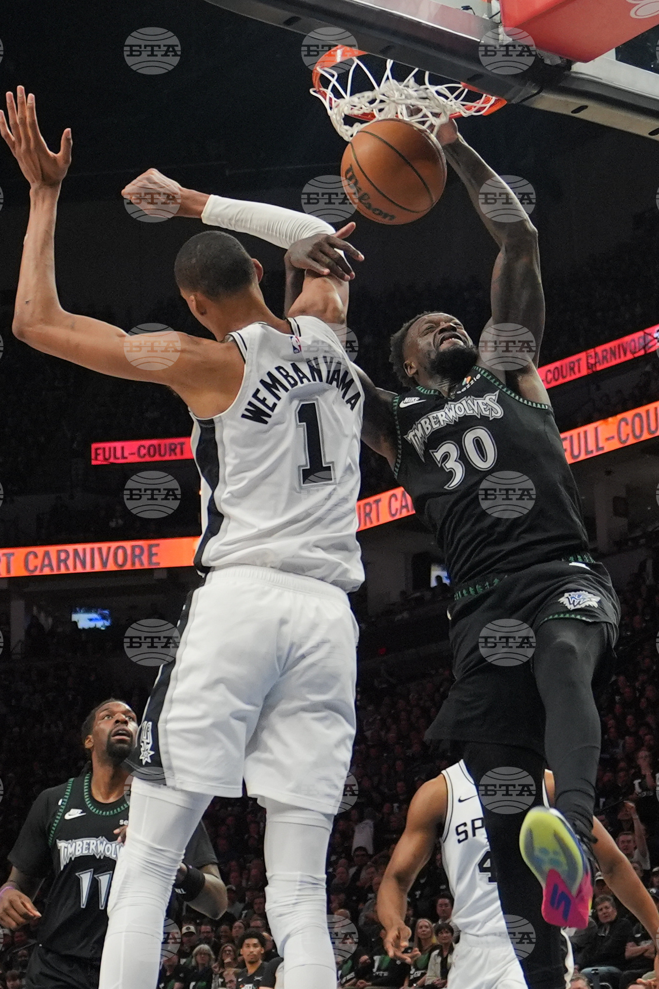 APTOPIX Spurs Timberwolves Basketball