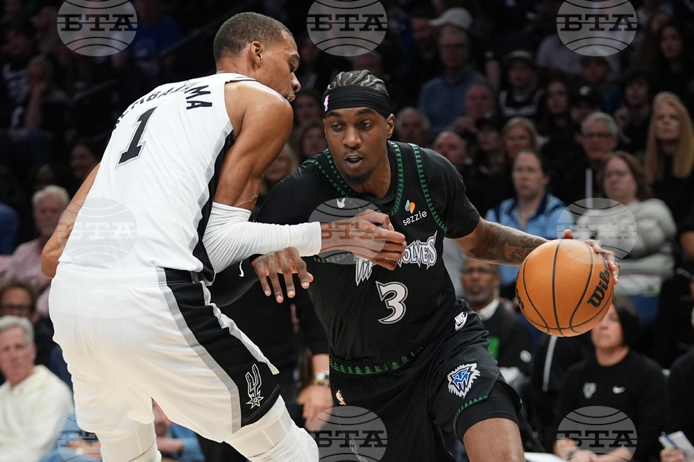 Spurs Timberwolves Basketball