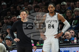 Spurs Timberwolves Basketball