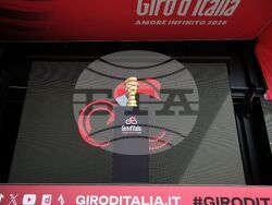 Бургас - Giro d’Italia 2026 - откриваща церемония на втори етап