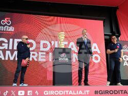Бургас - Giro d’Italia 2026 - откриваща церемония на втори етап