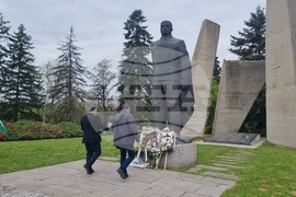 Добрич - 9 май - поклонение
