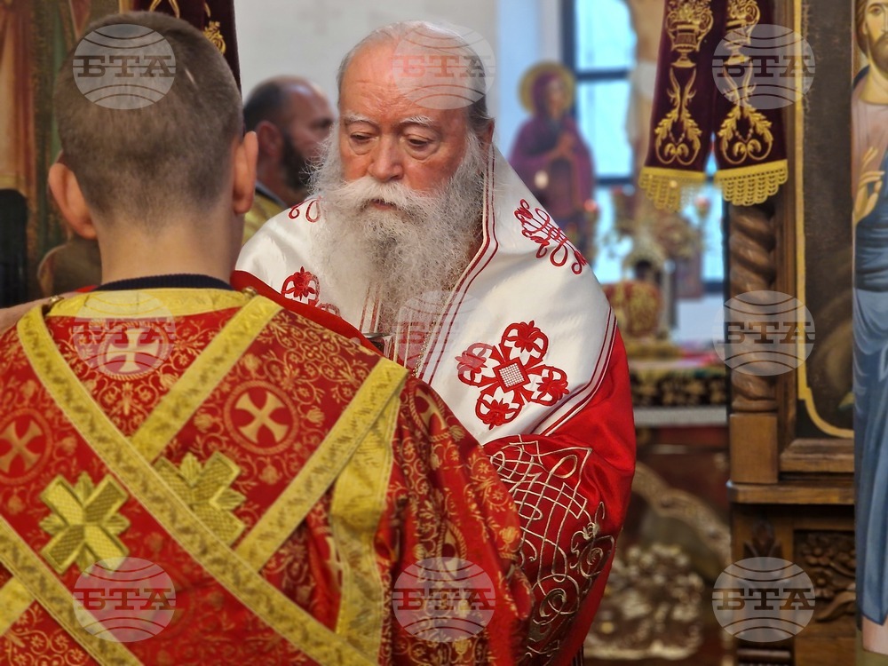 Априлци - събор на Новоселските мъченици - служба в манастира „Св. Тройца“