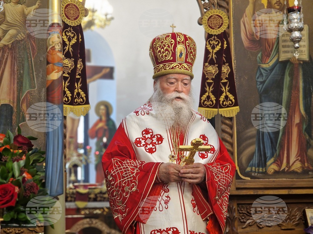 Априлци - събор на Новоселските мъченици - служба в манастира „Св. Тройца“