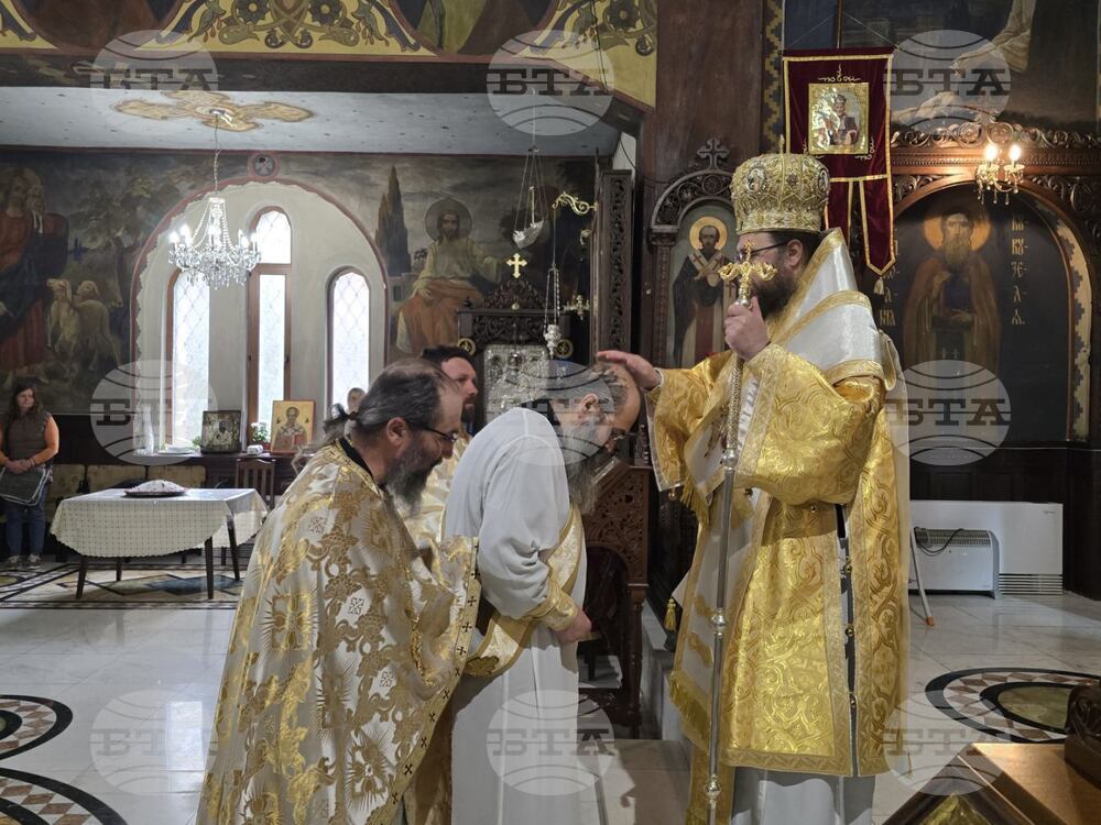 Видин - празнична литургия - храм „Св. Николай Чудотворец“ - Видински митрополит Пахомий