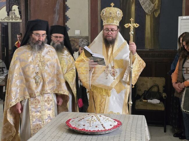 Видин - празнична литургия - храм „Св. Николай Чудотворец“ - Видински митрополит Пахомий
