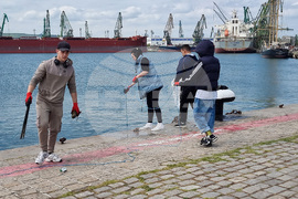 Варна - море - водолази - почистване