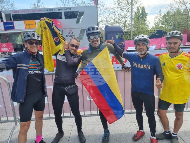 Five Colombian Adventurers Travel from Istanbul to Burgas by Bike to Support Giro D'Italia