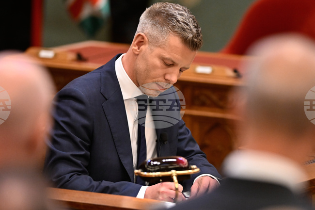 Петер Мадяр положи клетва като премиер на Унгария с обещания за промяна
