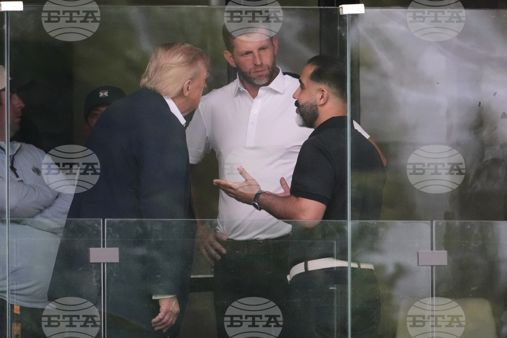 CORRECTION Trump