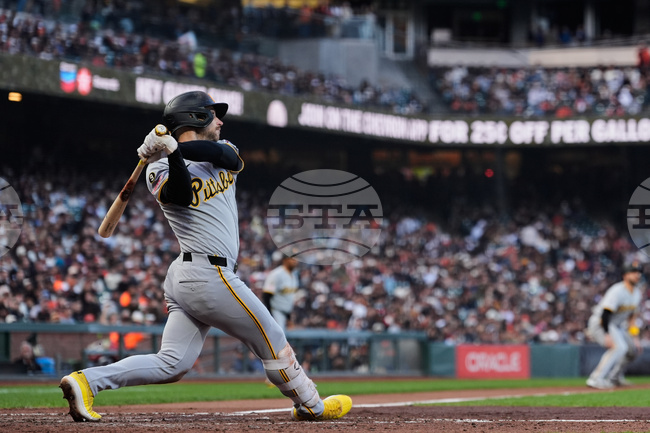 Pirates Giants Baseball