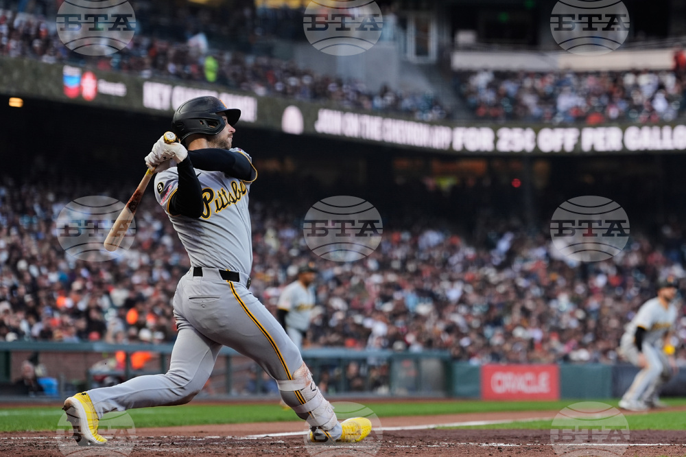 Pirates Giants Baseball