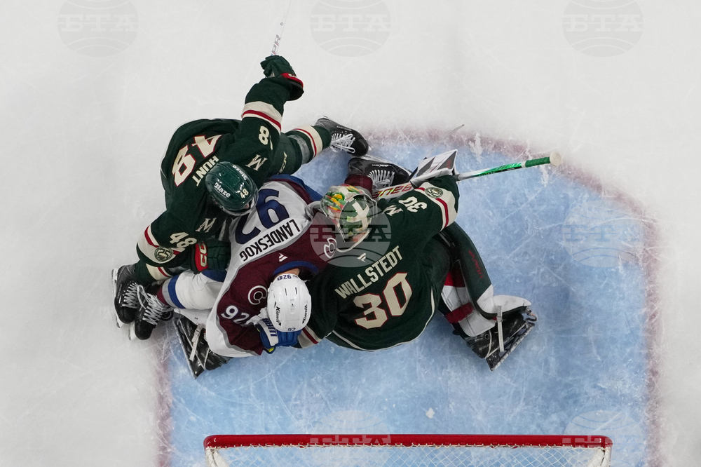 CORRECTION Avalanche Wild Hockey